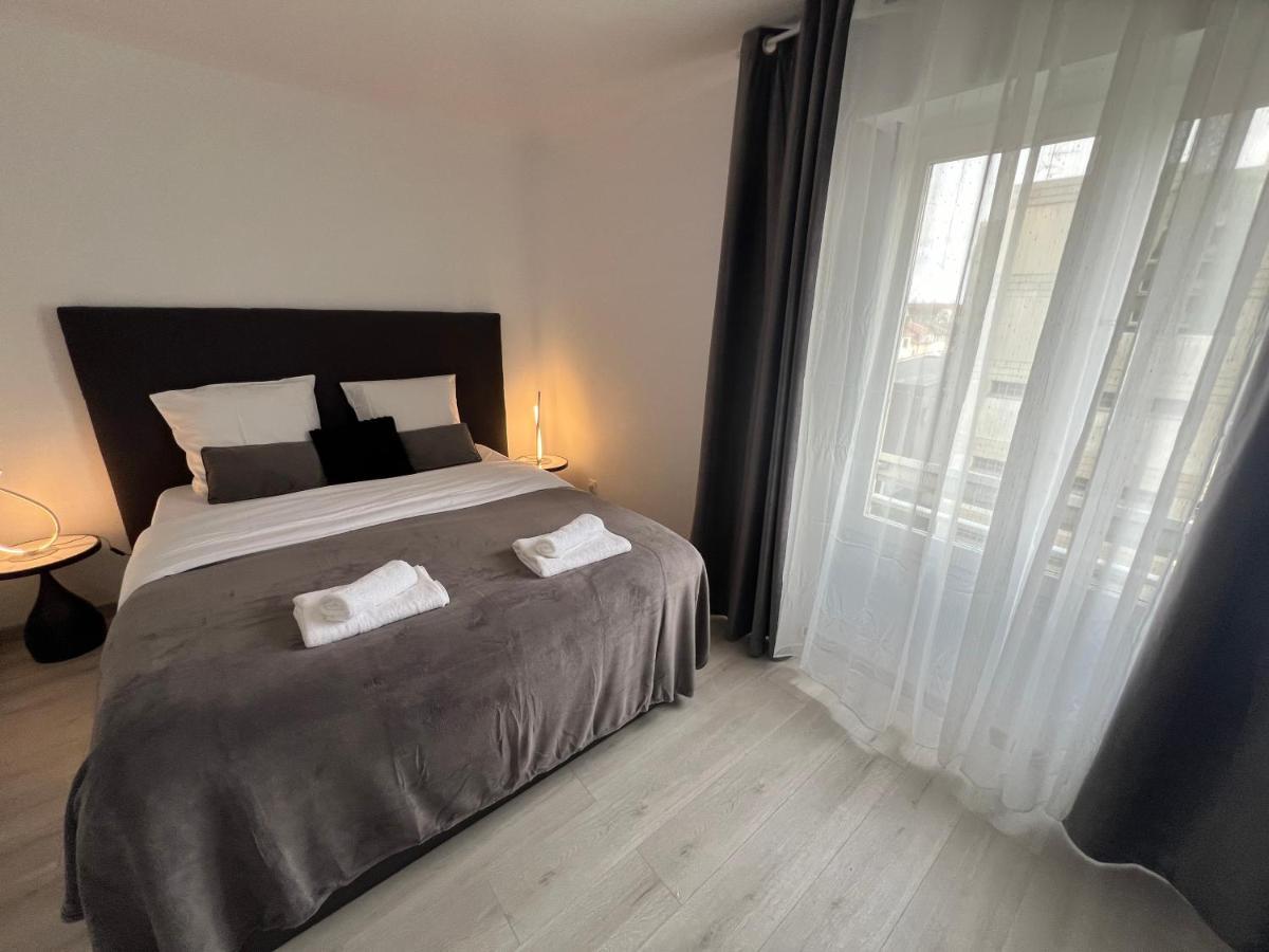 Le Cannois, Appartement De Star 3 Chambres Mulhouse Eksteriør bilde